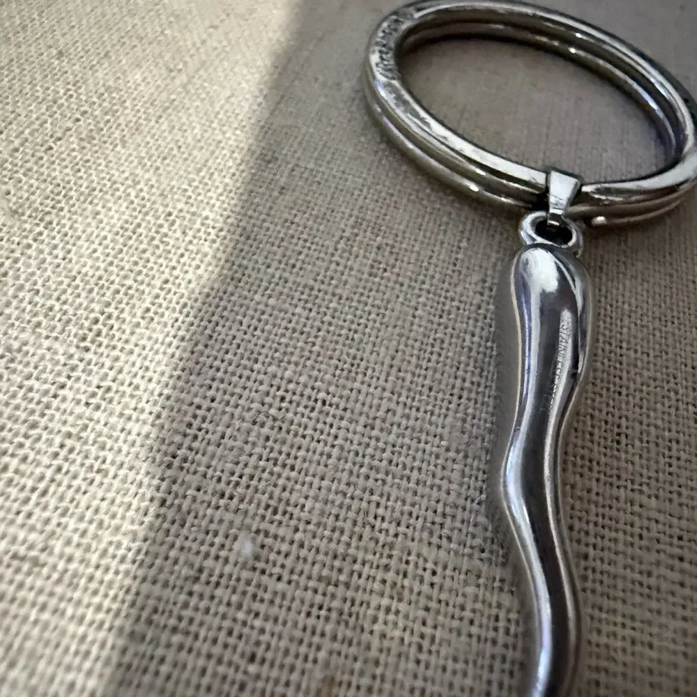 Brighton Silver Keyring with Curved Horn Charm – Vintage Style
